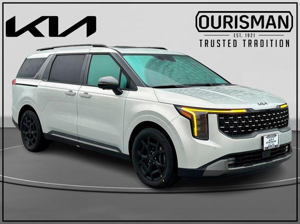 new 2025 Kia Carnival Hybrid car, priced at $48,838