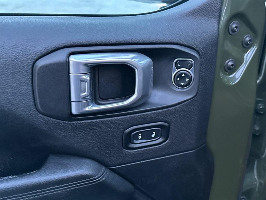 used 2021 Jeep Wrangler Unlimited car, priced at $27,750