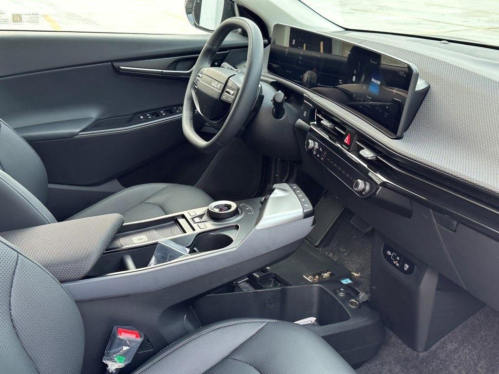 new 2025 Kia EV6 car, priced at $56,000