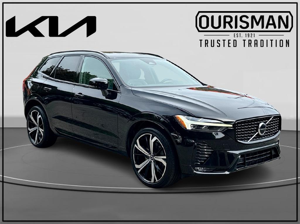 used 2022 Volvo XC60 car, priced at $34,000