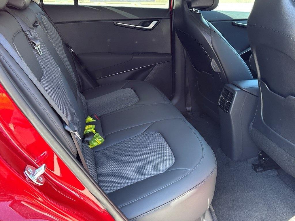 new 2025 Kia Niro EV car, priced at $33,715