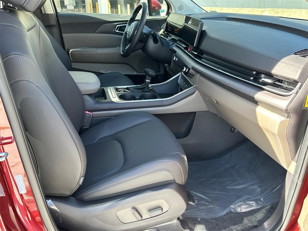 new 2026 Kia Carnival car, priced at $39,959