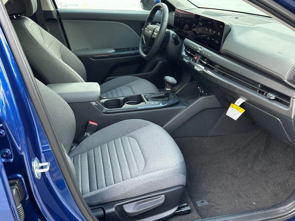 new 2025 Kia K4 car, priced at $22,927