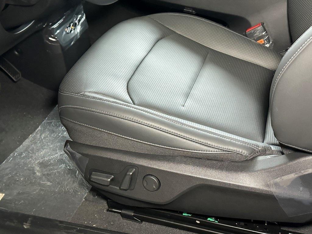 new 2025 Kia EV6 car, priced at $56,500