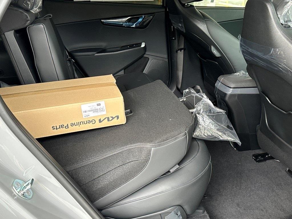 new 2025 Kia EV6 car, priced at $56,500