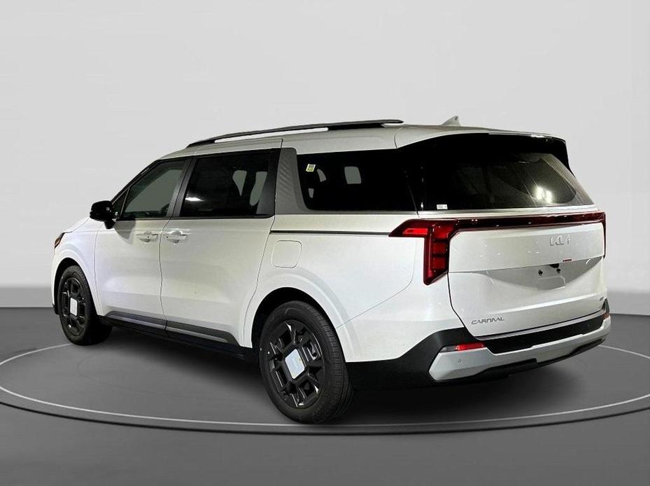 new 2025 Kia Carnival Hybrid car, priced at $42,355