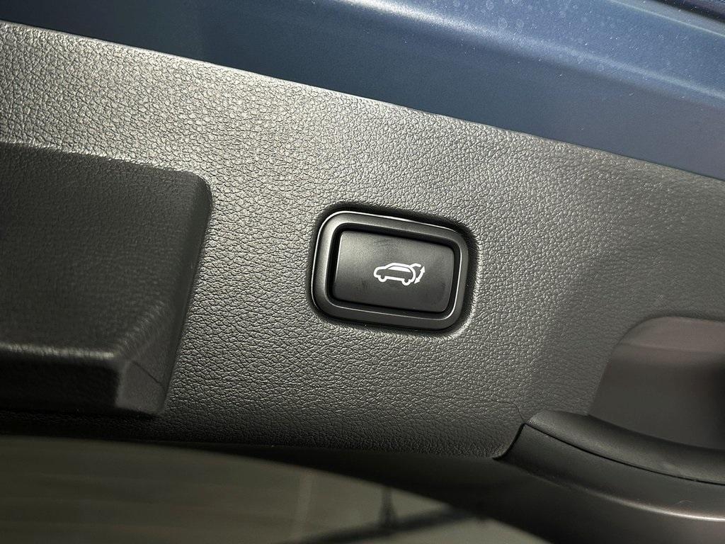 new 2025 Kia Sportage Hybrid car, priced at $35,460