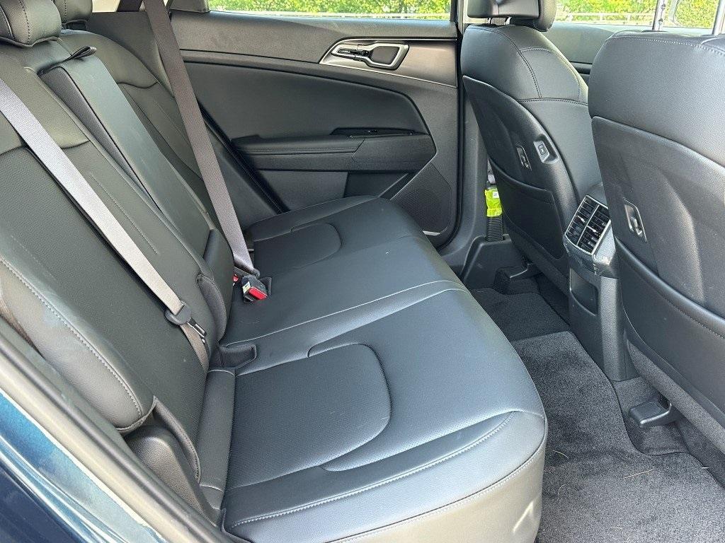 new 2025 Kia Sportage Hybrid car, priced at $34,001