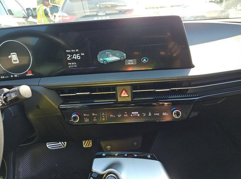 used 2023 Kia EV6 car, priced at $31,000
