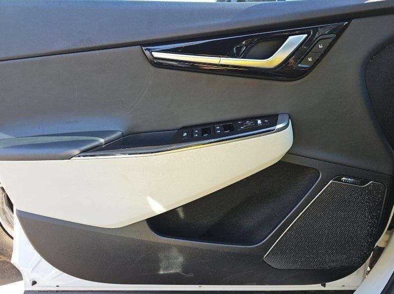 used 2023 Kia EV6 car, priced at $31,000