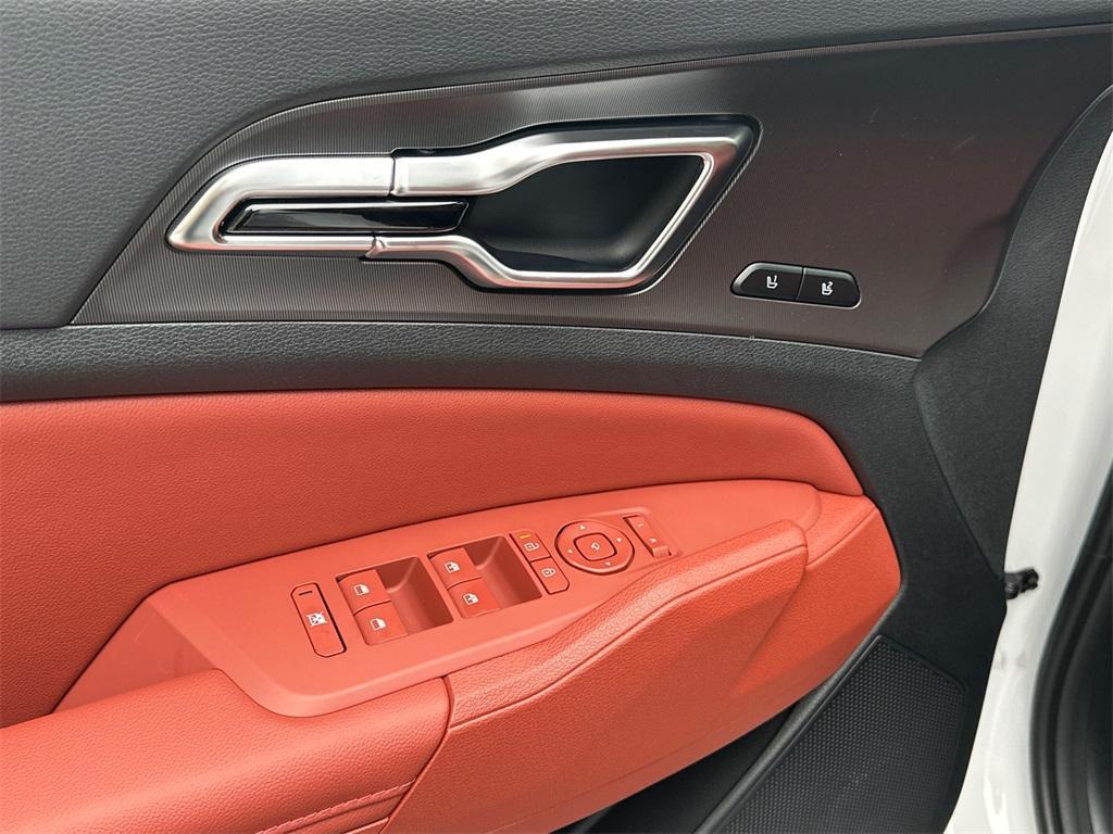 new 2026 Kia Sportage car, priced at $36,719