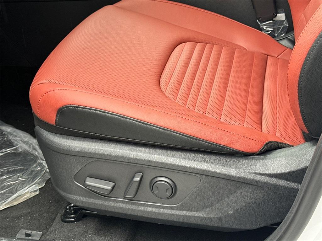new 2026 Kia Sportage car, priced at $36,719