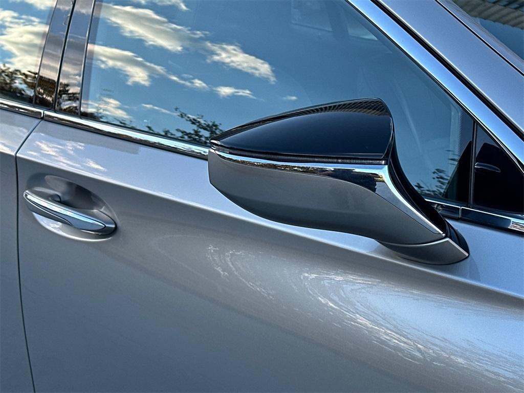 used 2019 Lexus LS 500 car, priced at $43,000