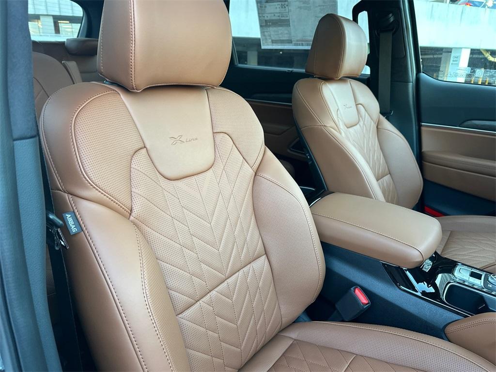 new 2025 Kia Telluride car, priced at $50,682