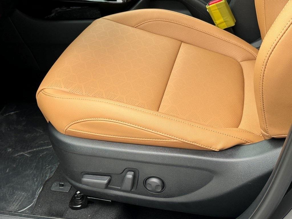 new 2025 Kia Seltos car, priced at $30,606