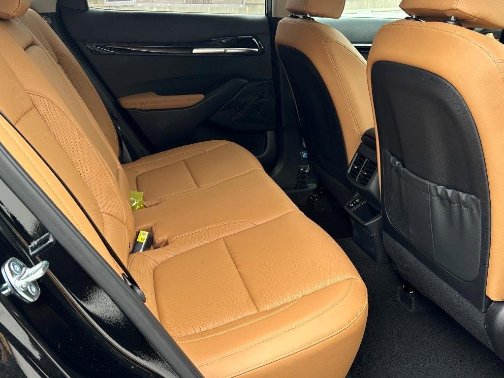 new 2025 Kia Seltos car, priced at $30,606
