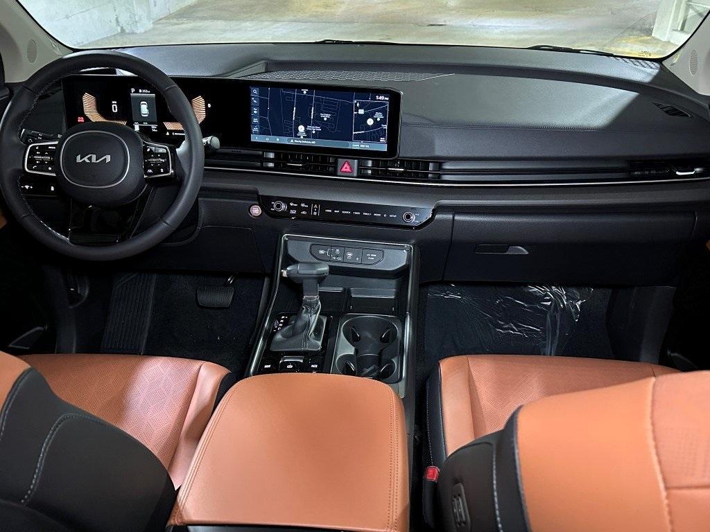 new 2025 Kia Carnival car, priced at $41,480