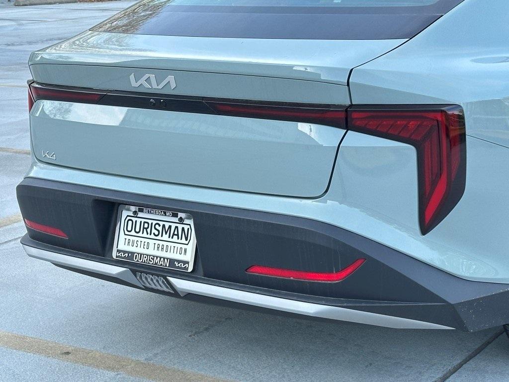 new 2025 Kia K4 car