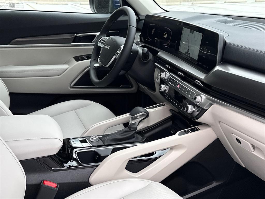new 2025 Kia Telluride car, priced at $39,380