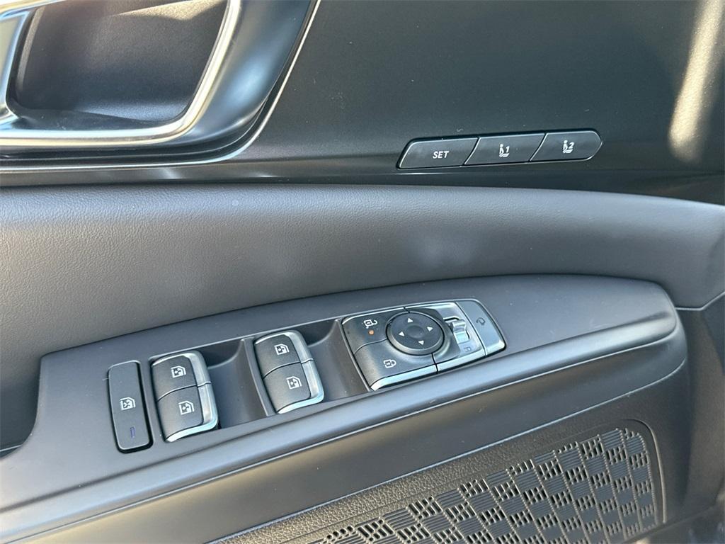 new 2026 Kia Carnival car, priced at $44,927