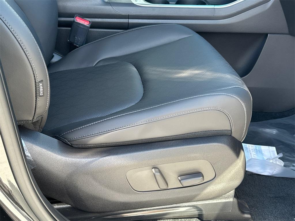 new 2026 Kia Carnival car, priced at $44,927