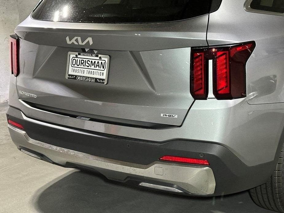 new 2025 Kia Sorento Plug-In Hybrid car, priced at $48,890