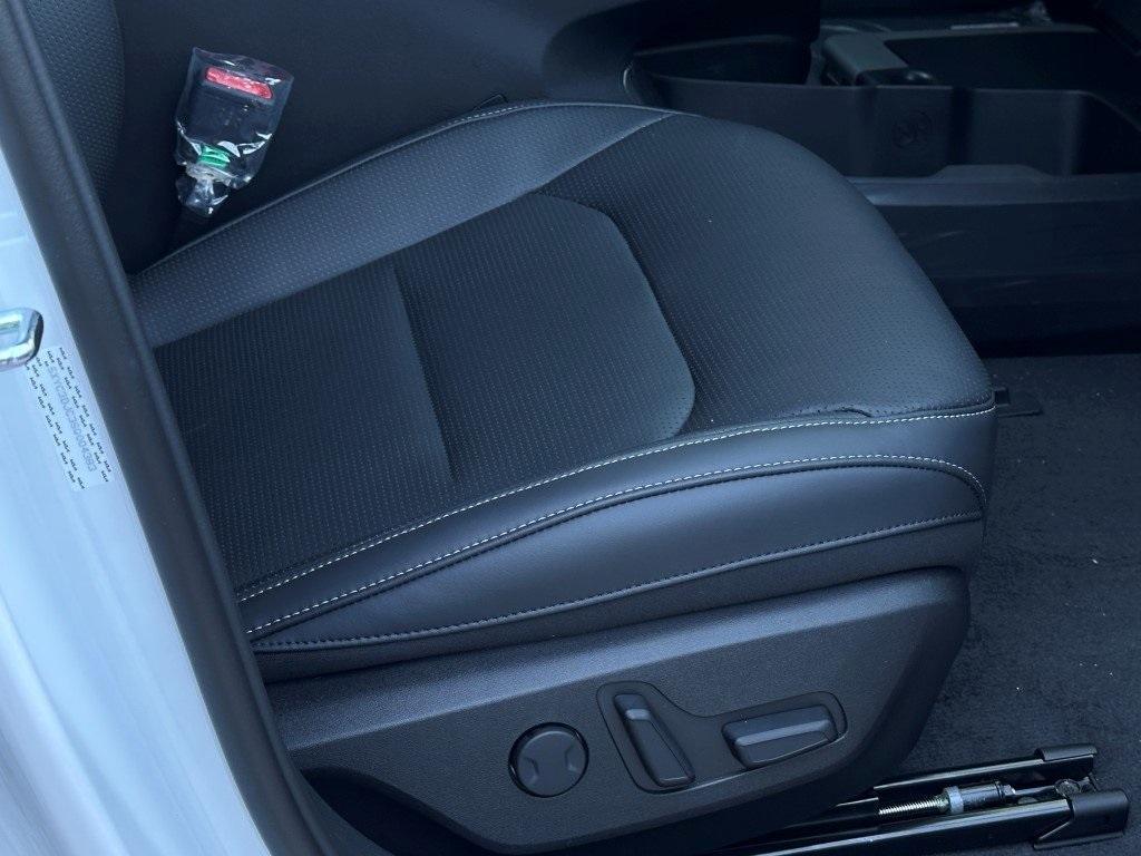 new 2025 Kia EV6 car, priced at $56,995