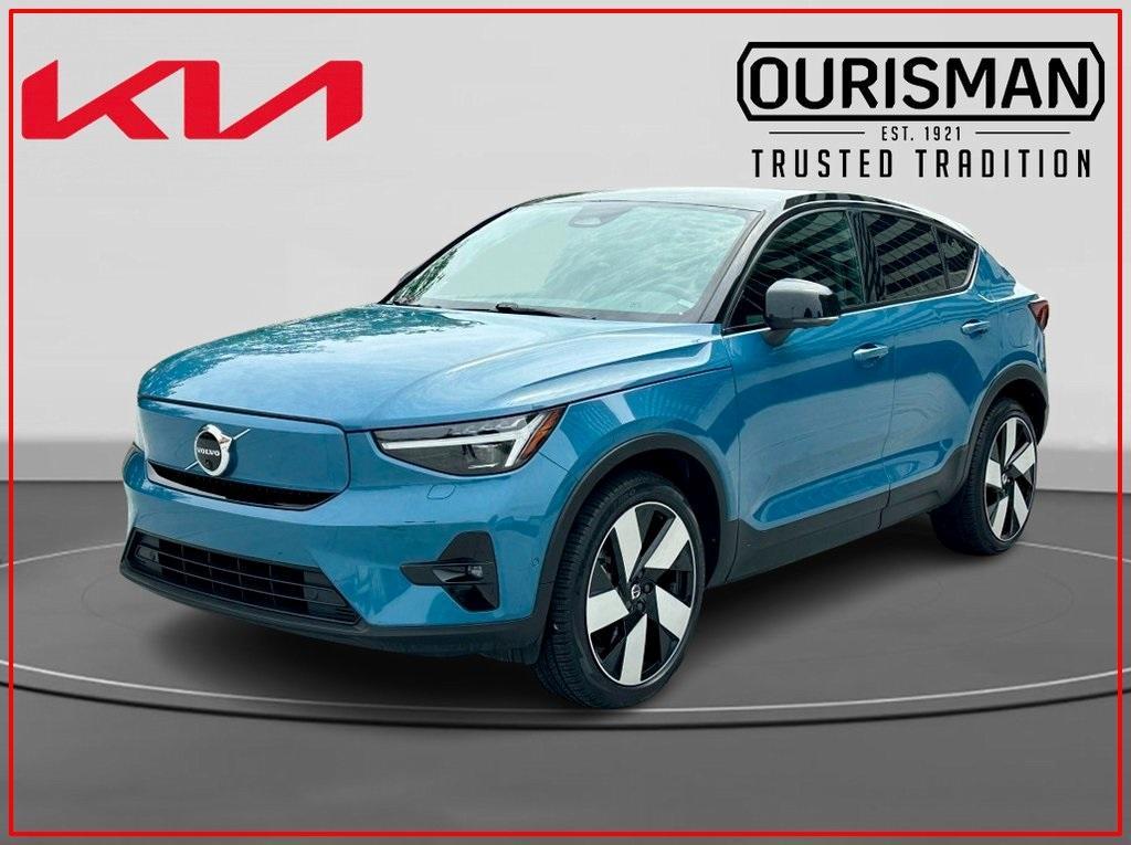 used 2022 Volvo C40 Recharge Pure Electric car, priced at $30,499