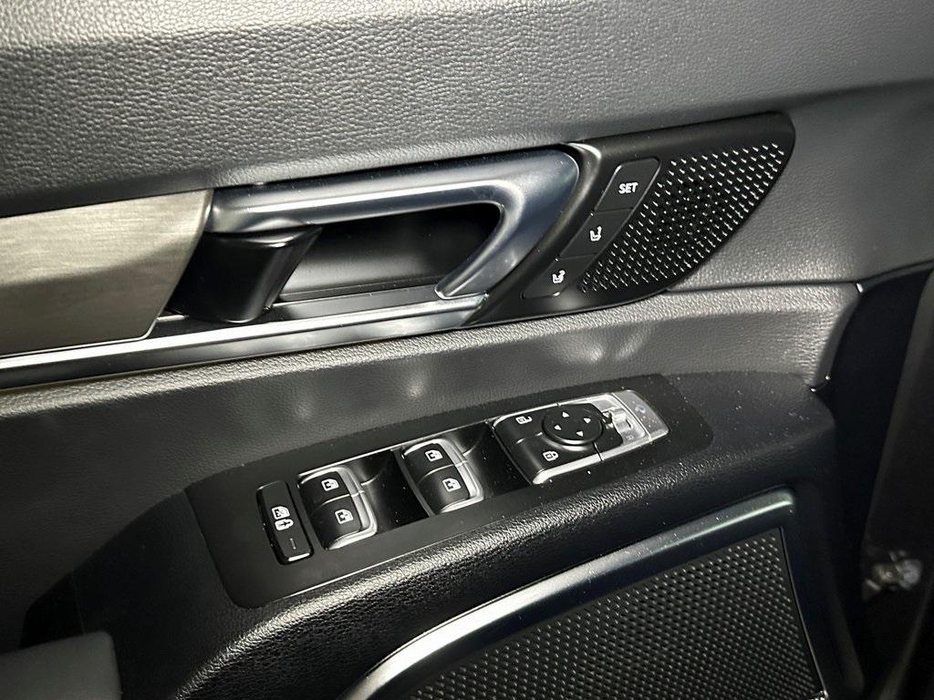 used 2024 Kia Telluride car, priced at $46,011