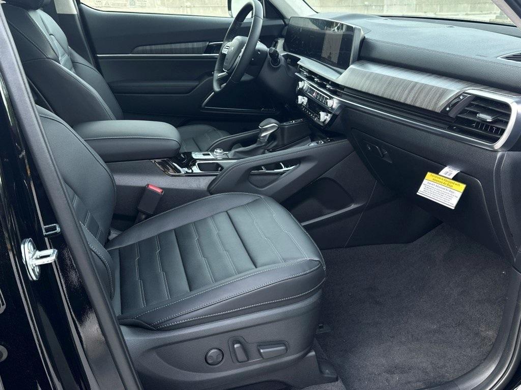 new 2025 Kia Telluride car, priced at $53,525