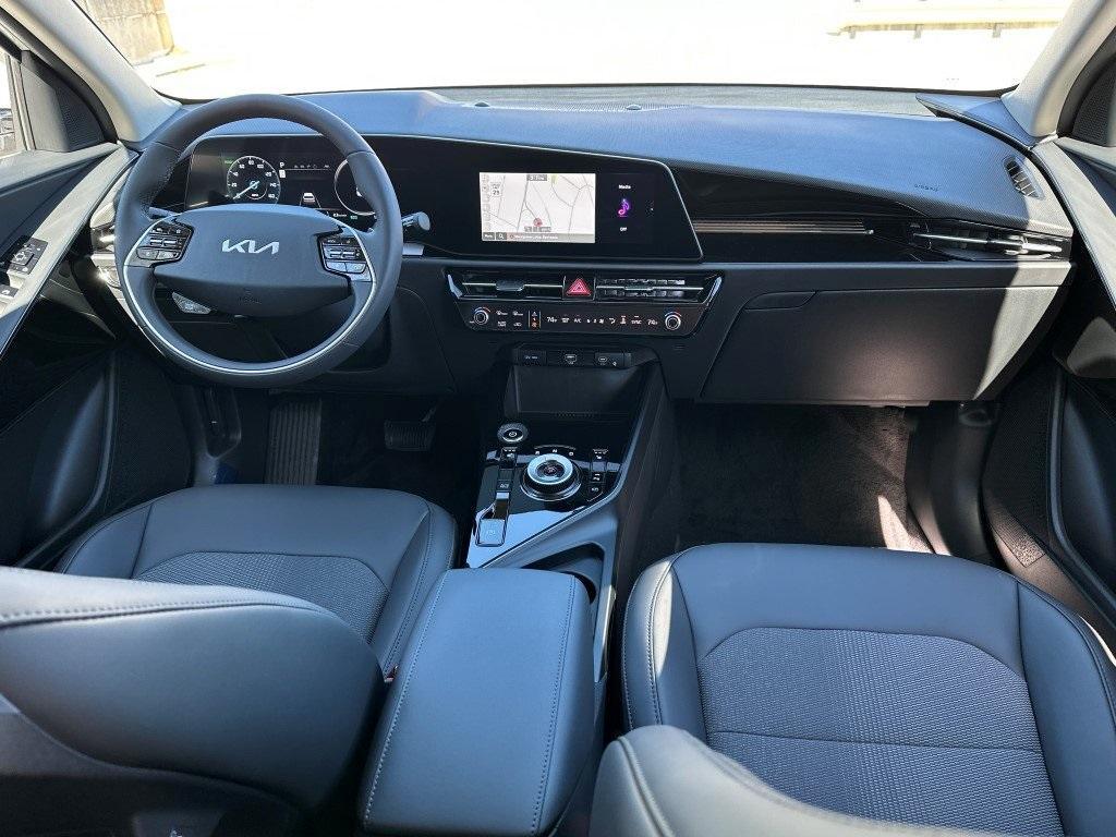 new 2025 Kia Niro EV car, priced at $33,715