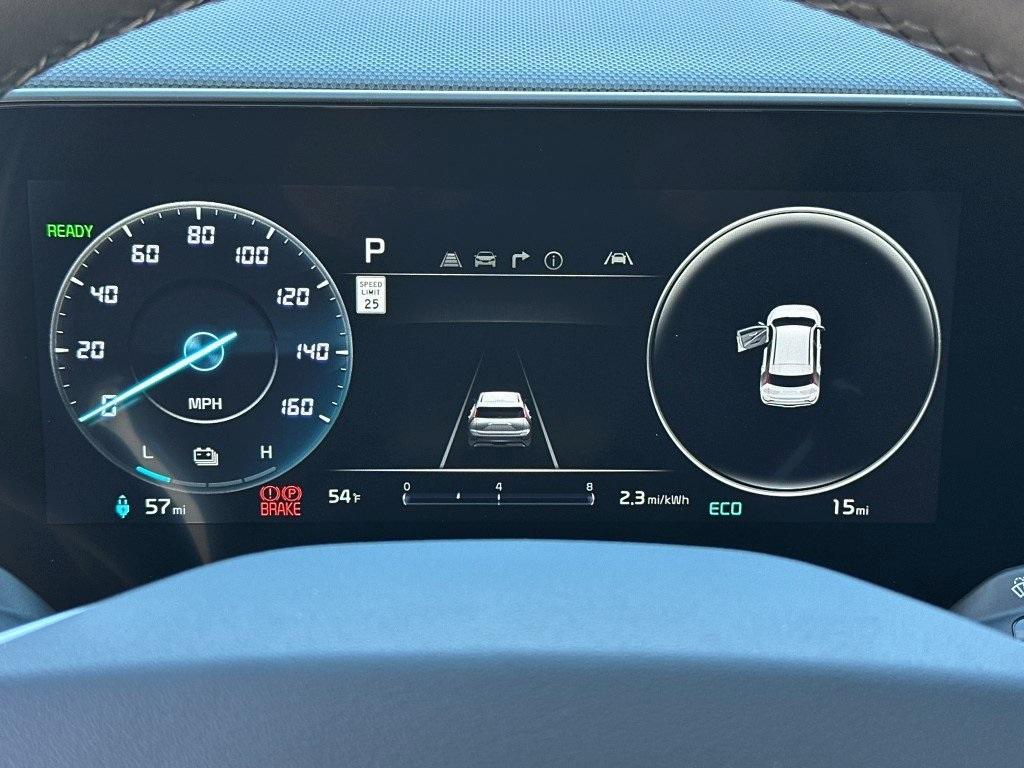 new 2025 Kia Niro EV car, priced at $33,715