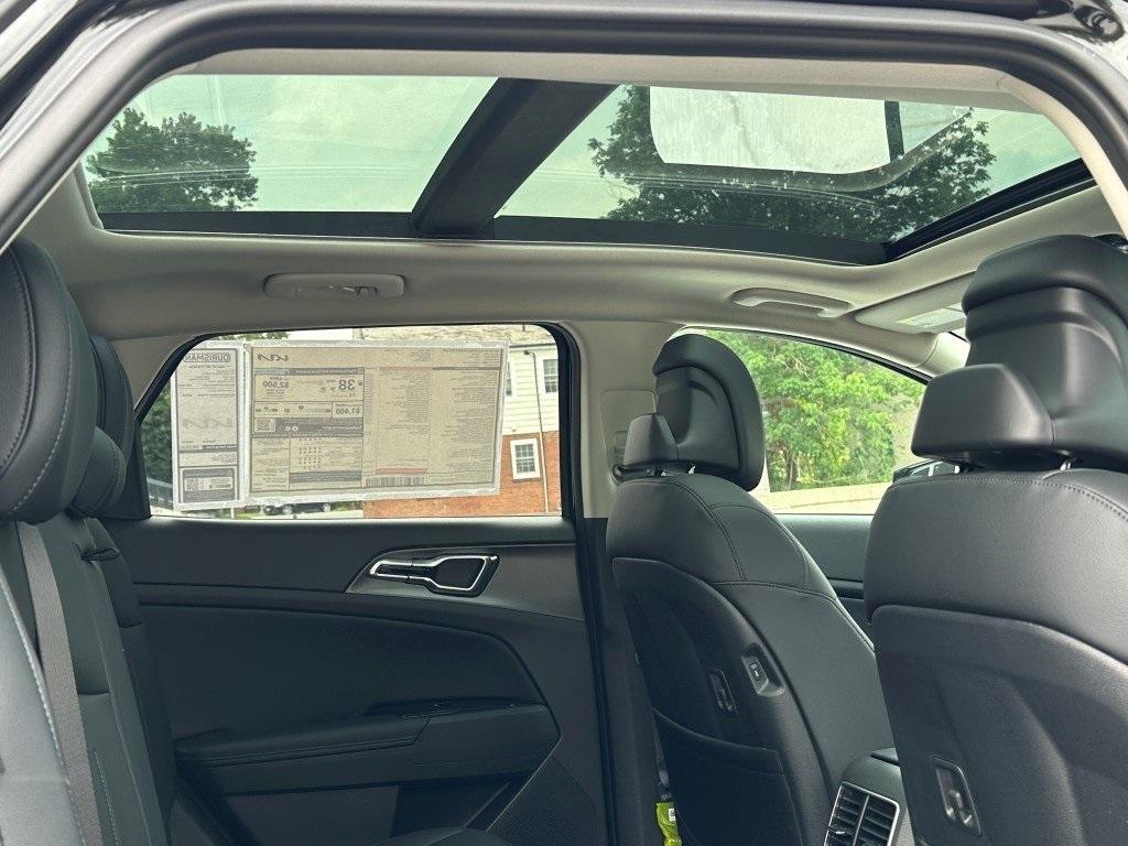 new 2025 Kia Sportage Hybrid car, priced at $34,940