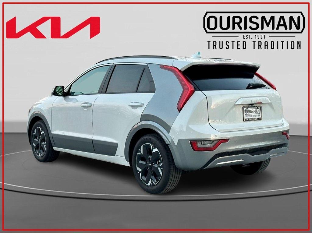 new 2025 Kia Niro EV car, priced at $39,616