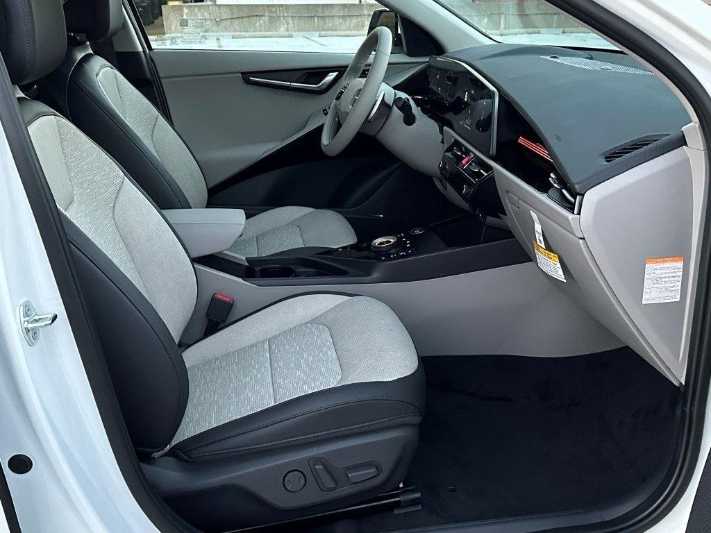 new 2025 Kia Niro EV car, priced at $39,616