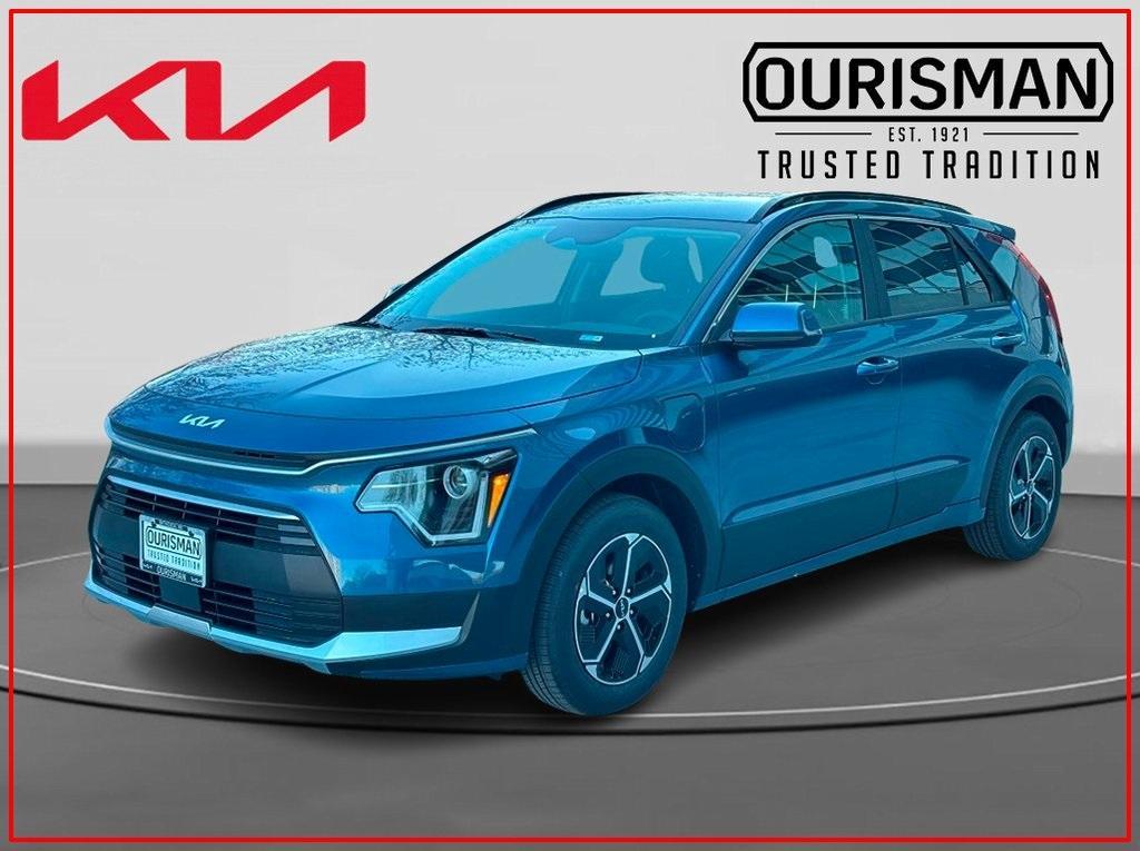 new 2025 Kia Niro Plug-In Hybrid car, priced at $35,260