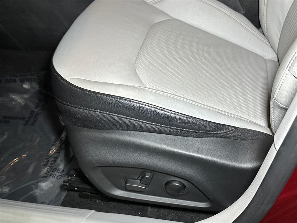 used 2022 Jeep Compass car, priced at $22,500