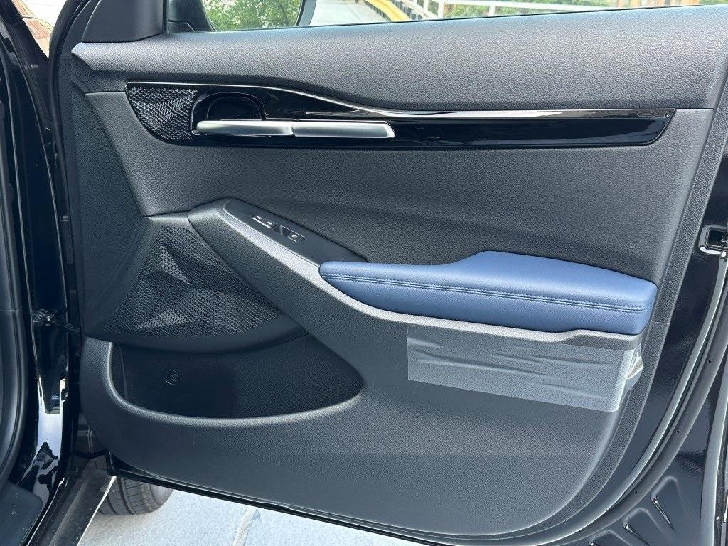 new 2025 Kia Seltos car, priced at $26,264