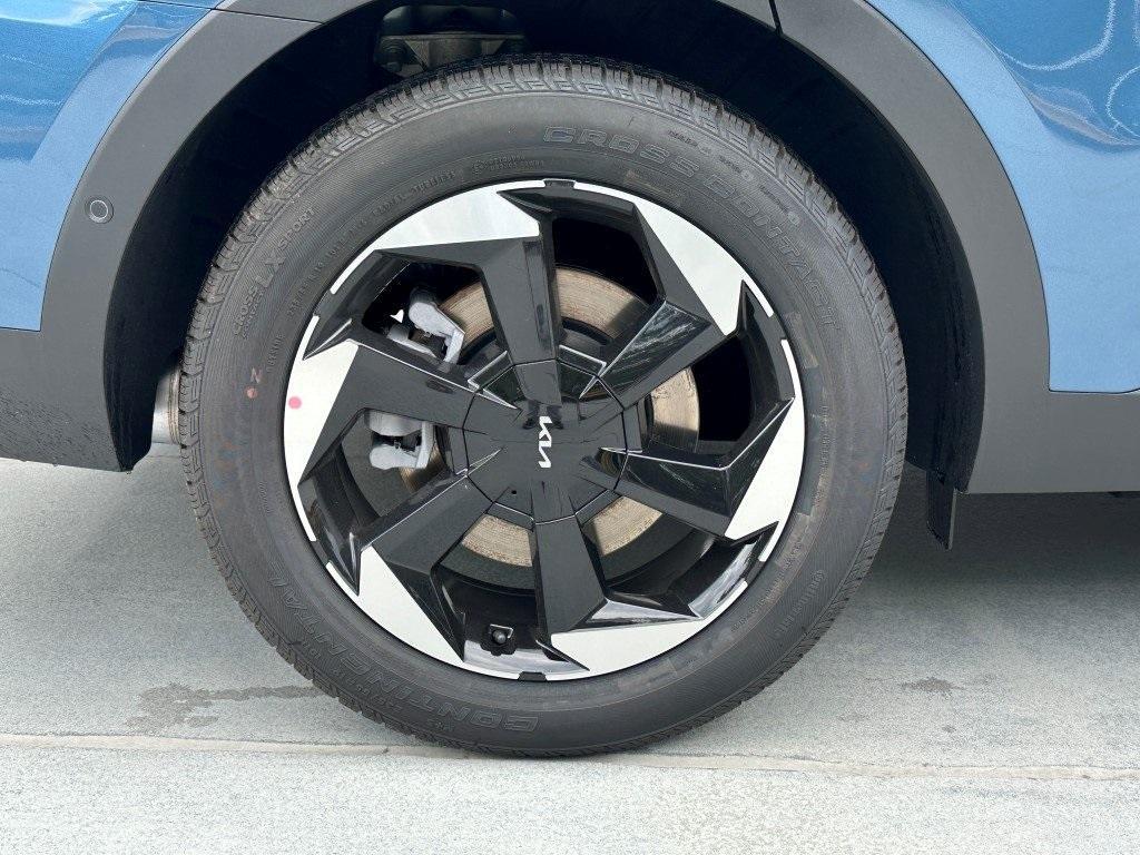new 2025 Kia Sorento Hybrid car, priced at $43,593