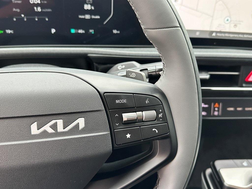 new 2025 Kia EV6 car, priced at $54,140