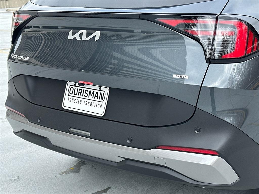 new 2026 Kia Sportage Hybrid car, priced at $29,828