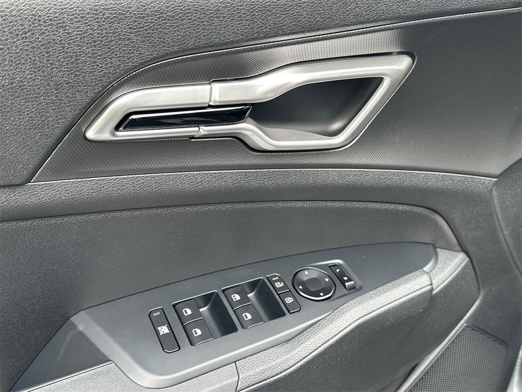new 2026 Kia Sportage Hybrid car, priced at $29,828