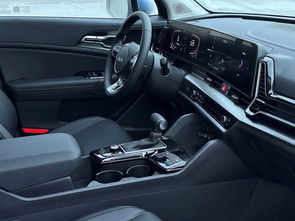 new 2025 Kia Sportage car, priced at $34,360
