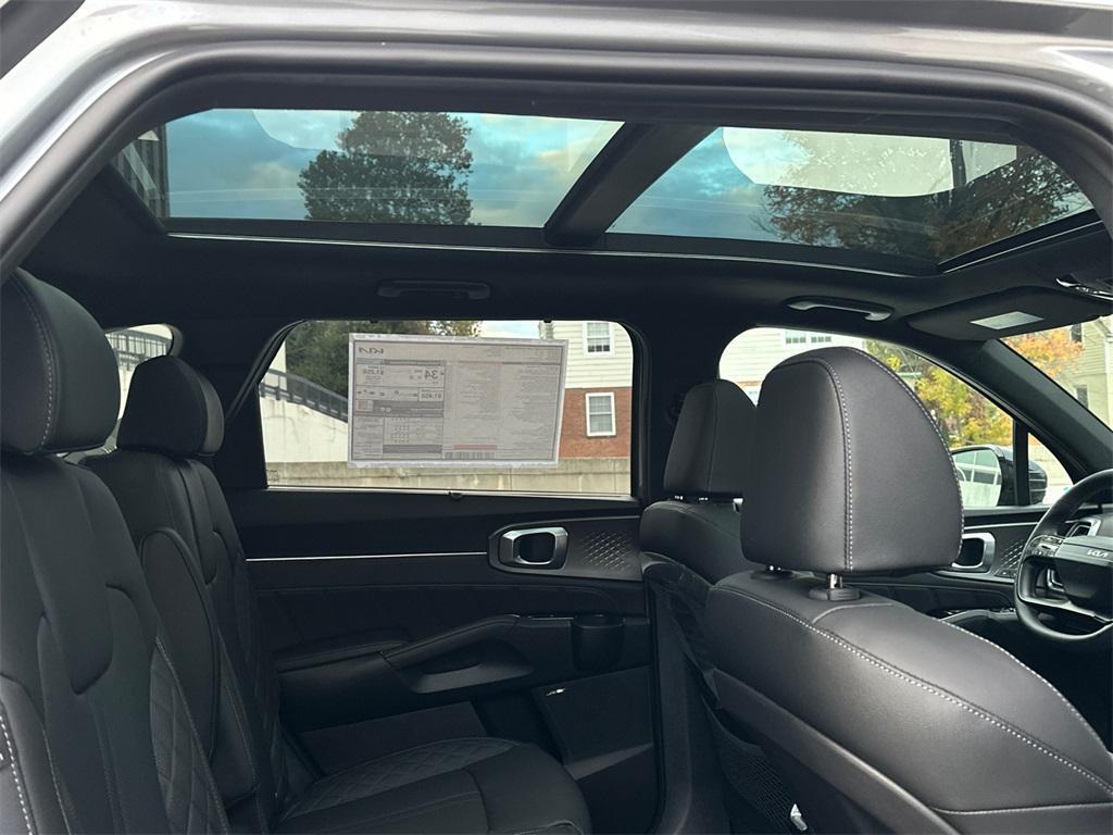 new 2026 Kia Sorento Hybrid car, priced at $44,927