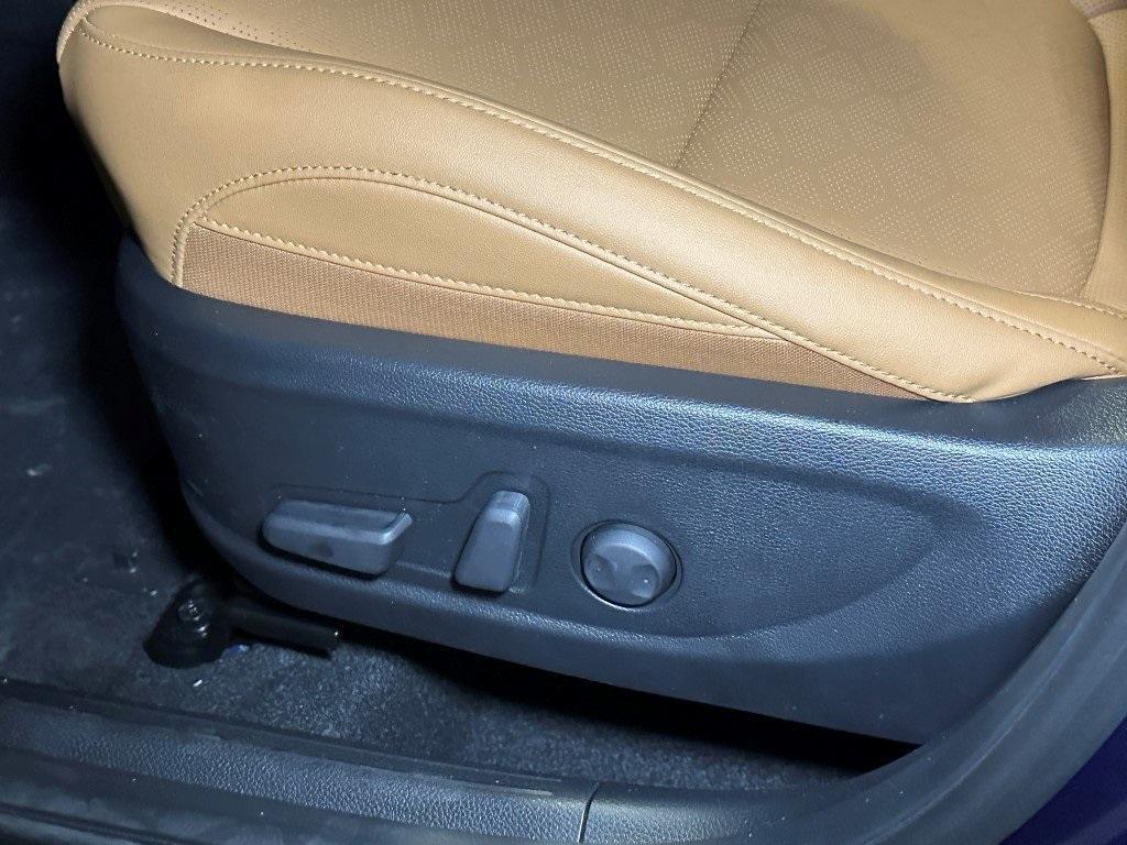 new 2025 Kia Seltos car, priced at $30,236