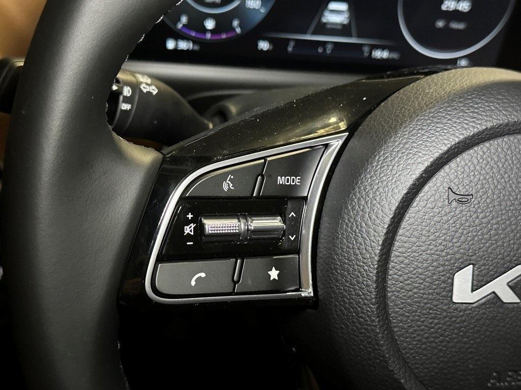 new 2025 Kia Seltos car, priced at $30,236