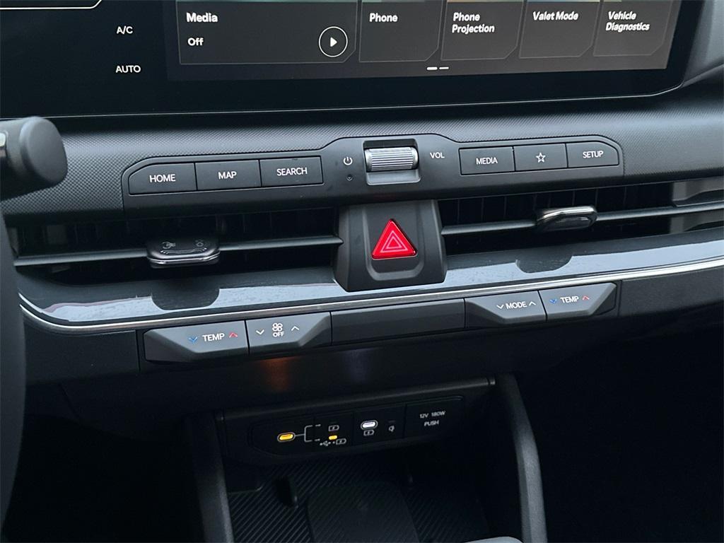 new 2025 Kia K4 car, priced at $22,606