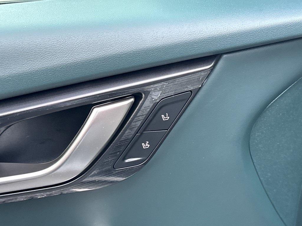 new 2025 Kia EV6 car, priced at $56,305