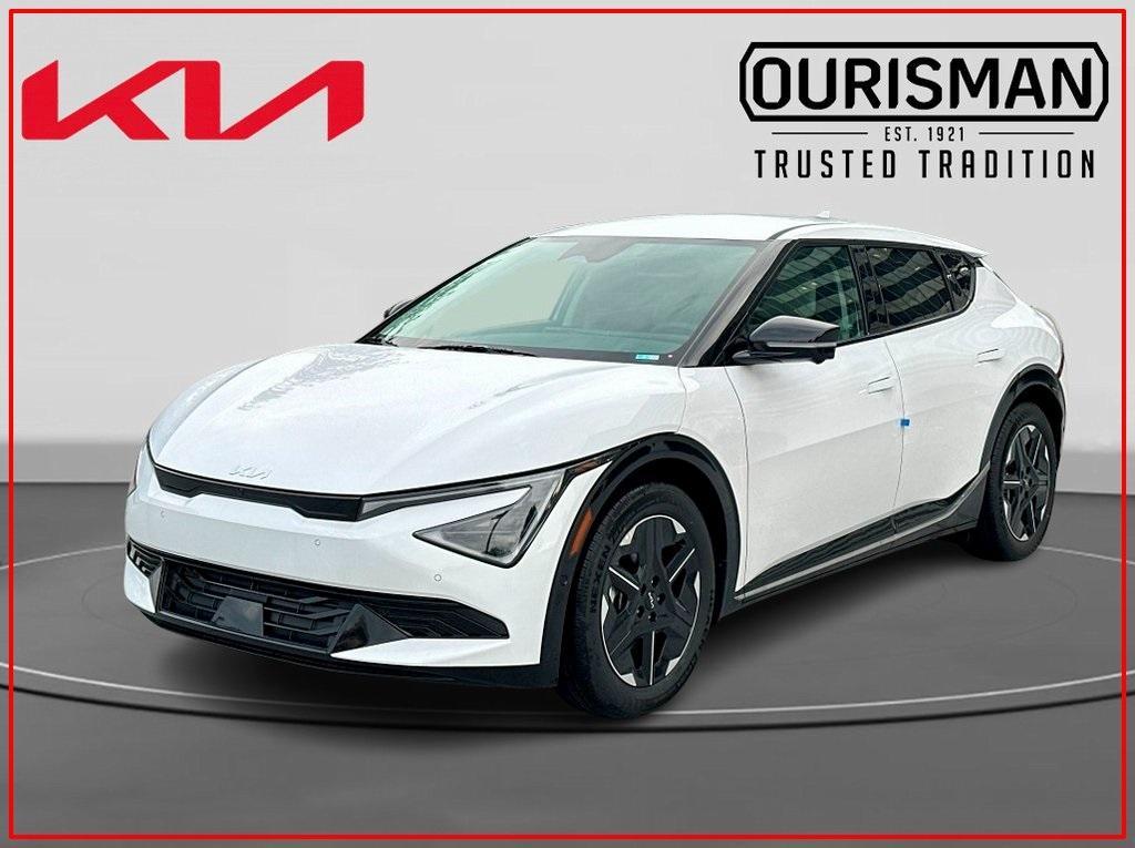 new 2025 Kia EV6 car, priced at $56,305