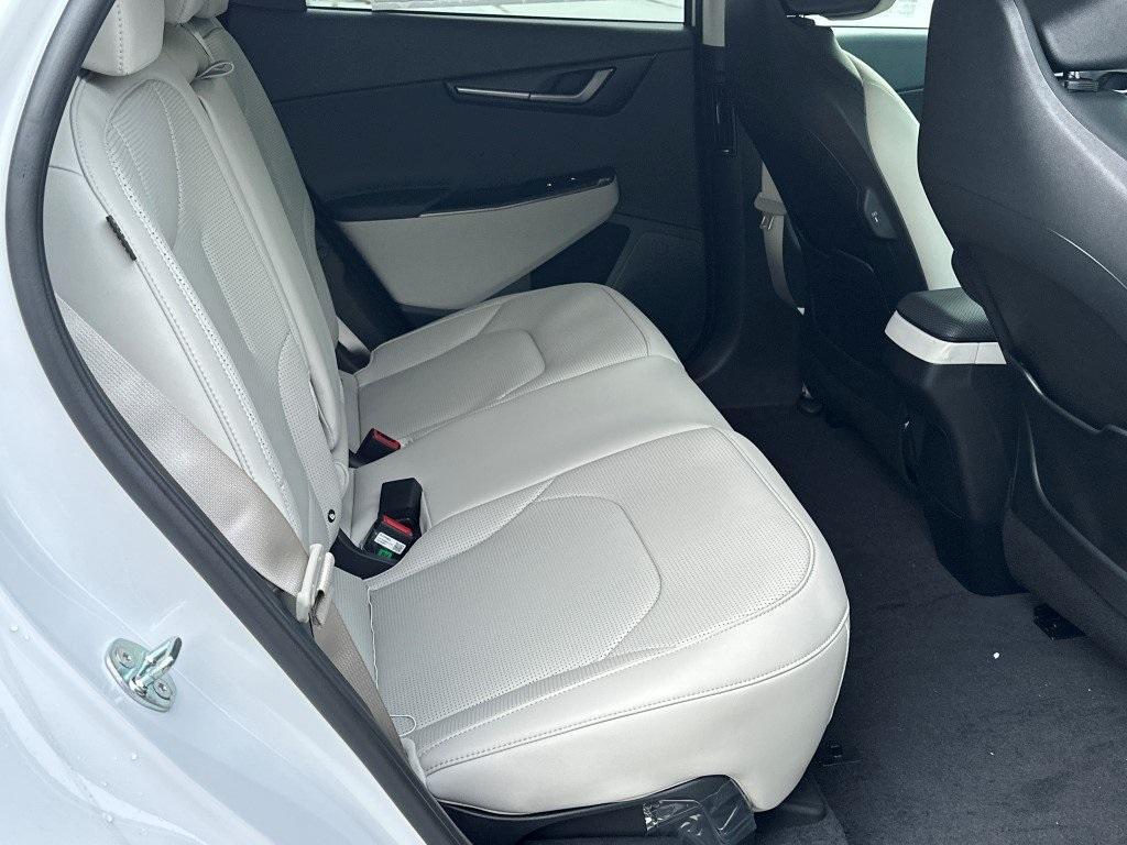 new 2025 Kia EV6 car, priced at $56,305